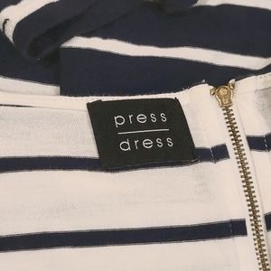 Women's dress size medium